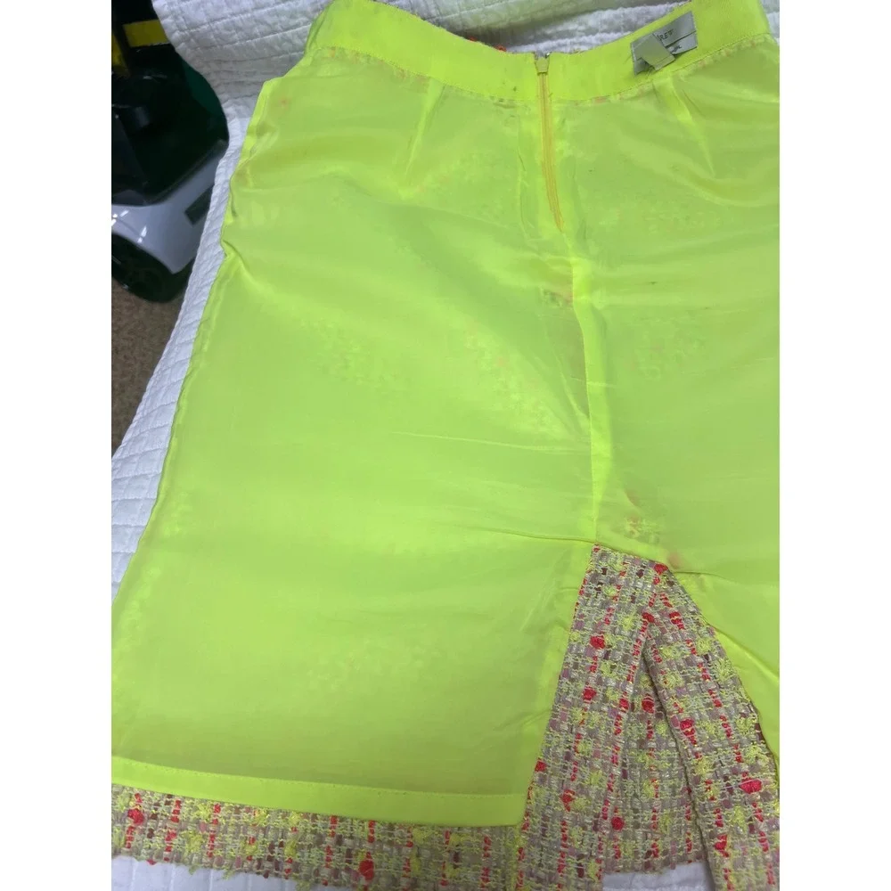 J. Crew Tweed Pencil Skirt Yellow Textured Knee Length Back Vent Lined Size 6